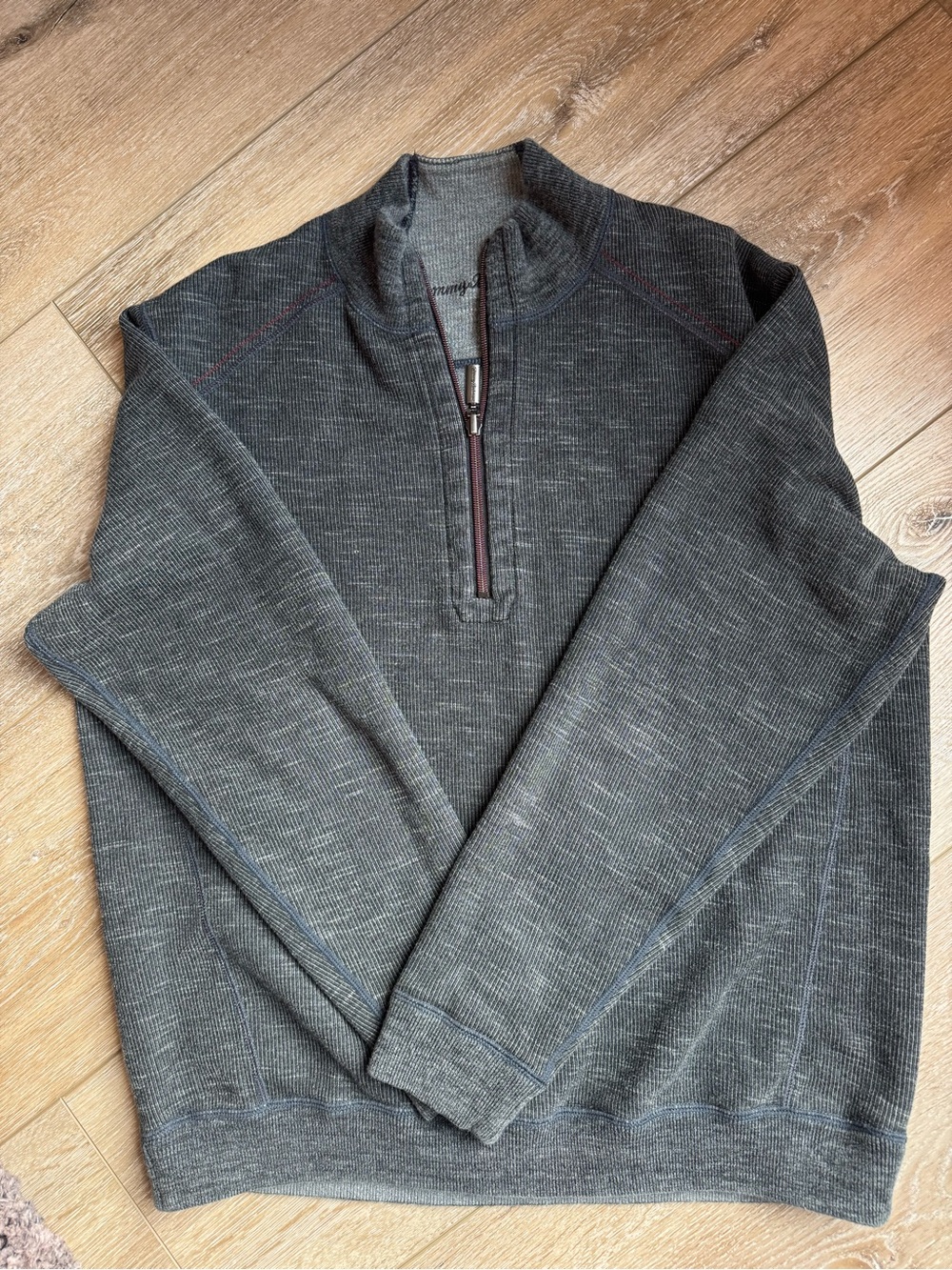 Tommy Bahama Men’s Reversible 1/4 Zip Pullover – Gray/Charcoal – Size Large